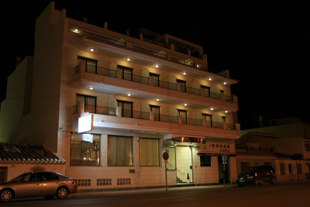 Hotel El Paraiso Калета-де-Велес Екстер'єр фото
